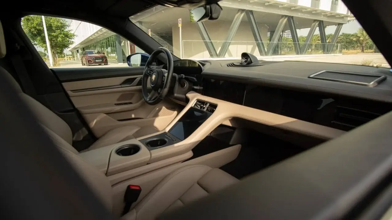 Porsche Taycan 4S