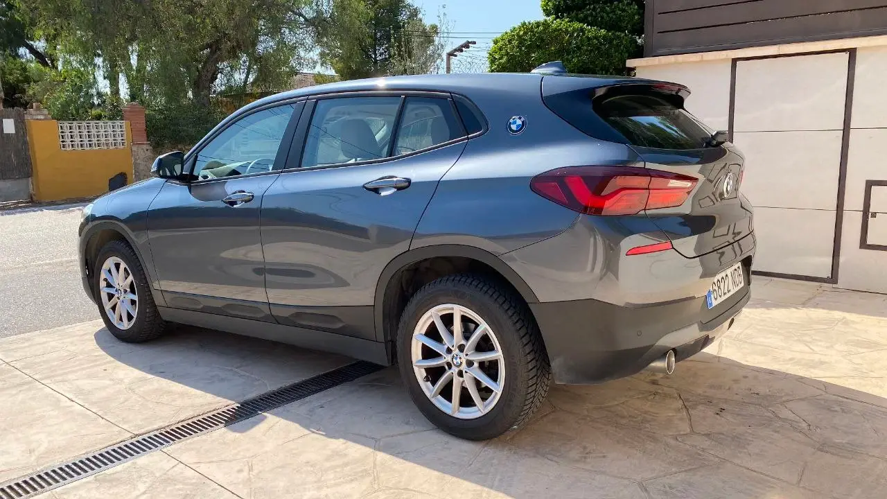 BMW X2