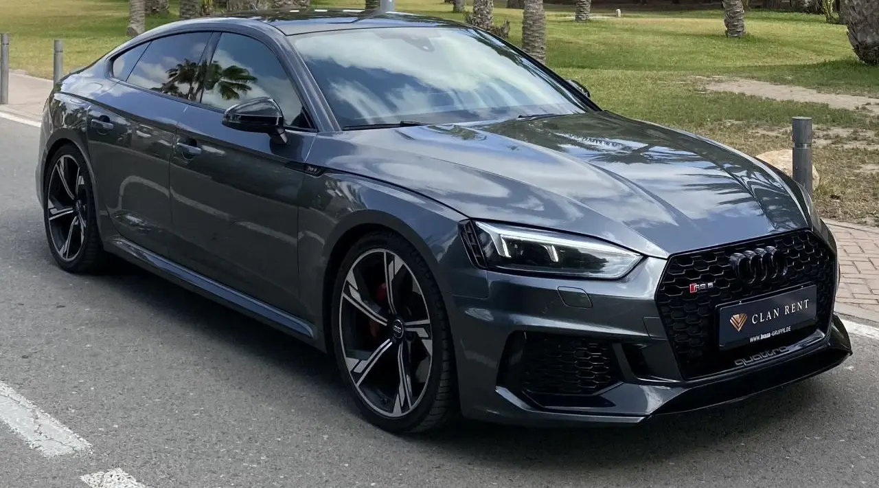 AUDI RS5