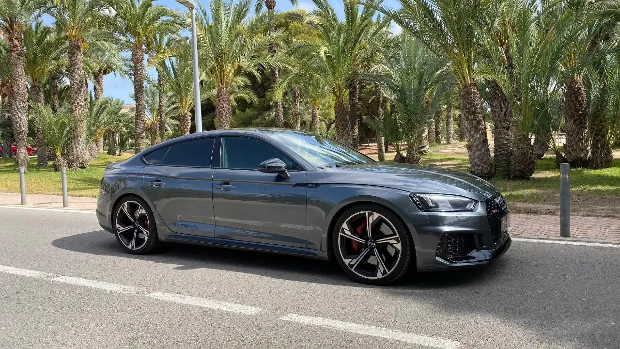 AUDI RS5