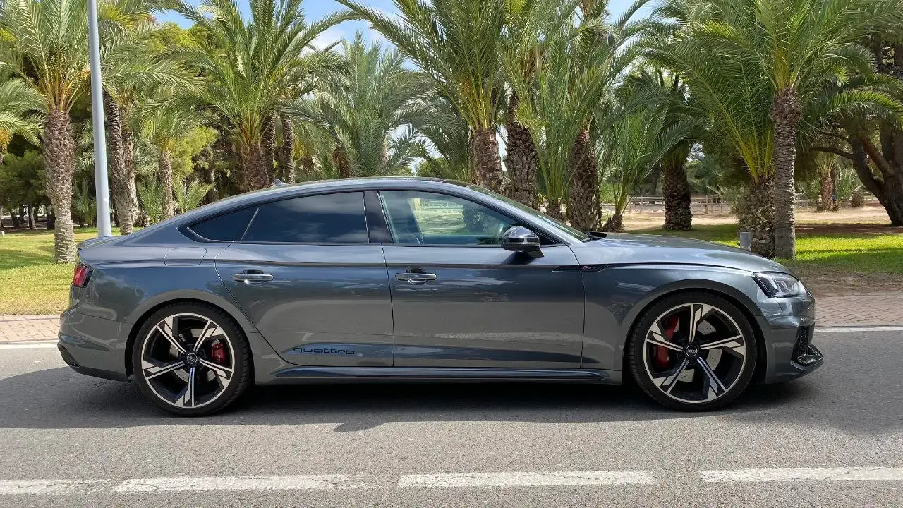 AUDI RS5