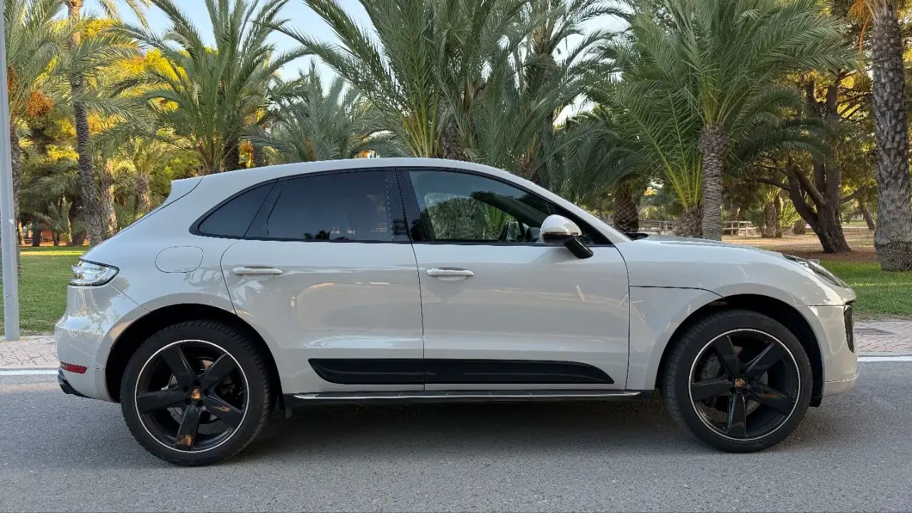 Porsche Macan S