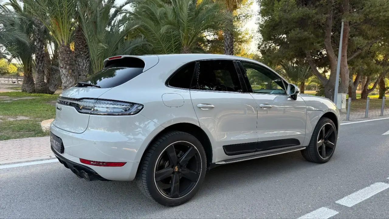 Porsche Macan S