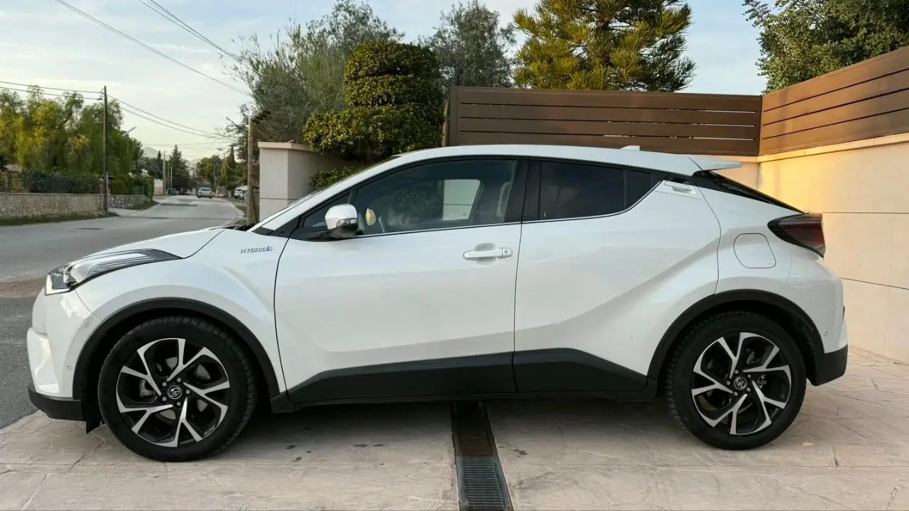 Toyota C-HR Hibrid