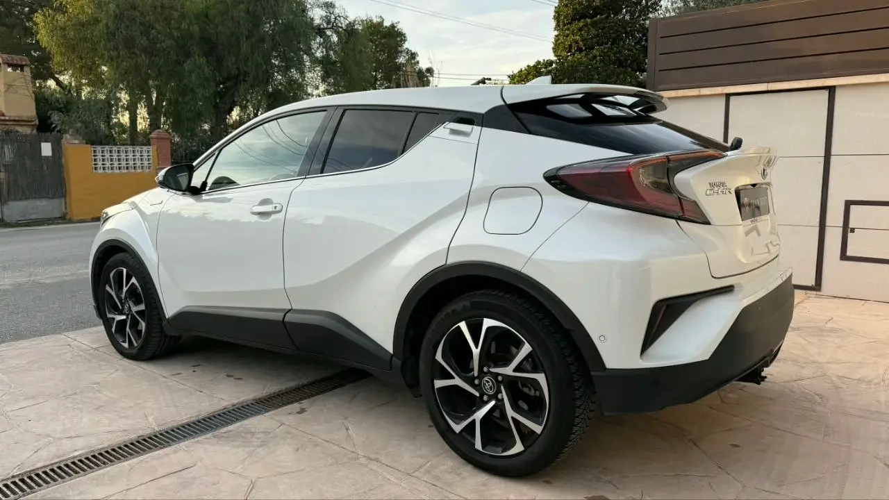 Toyota C-HR Hibrid