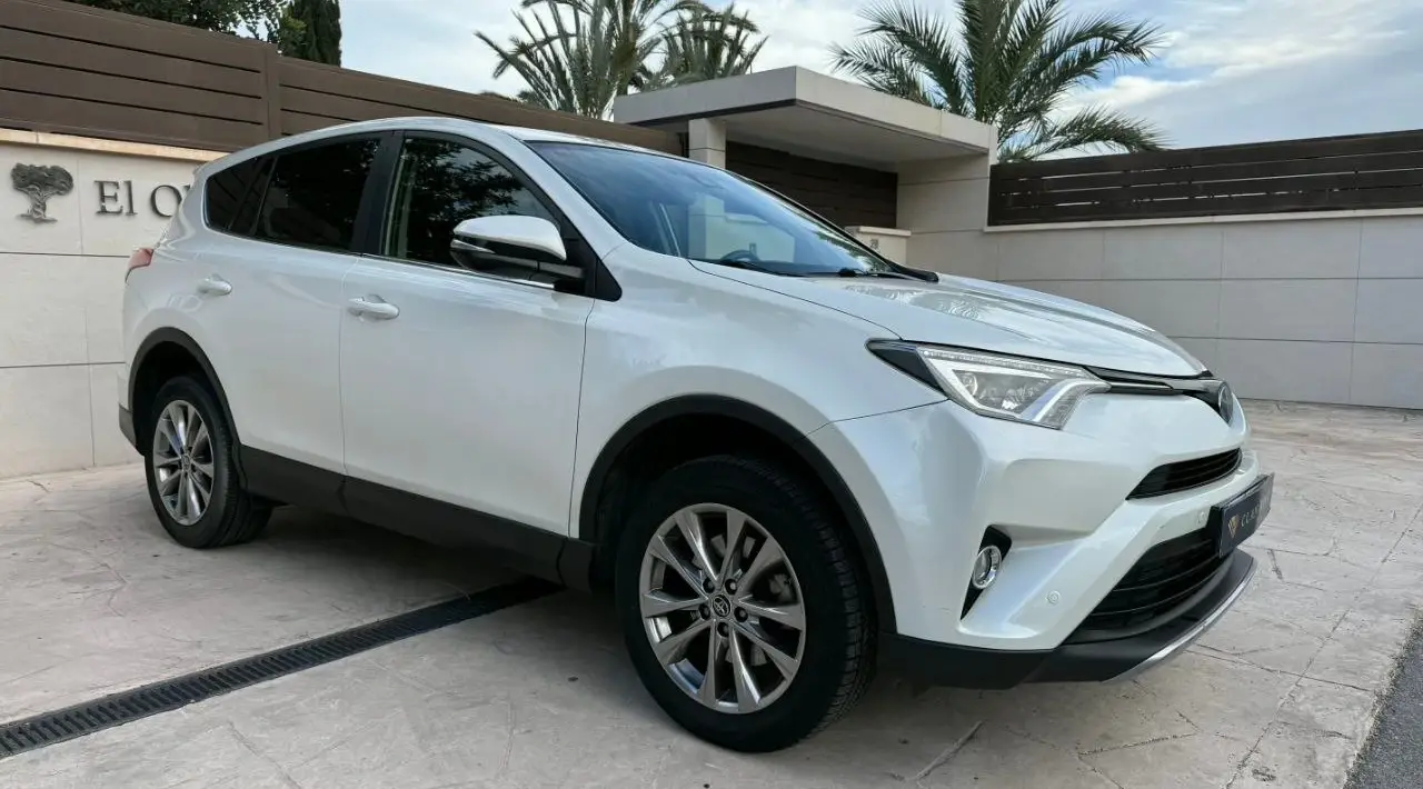 Toyota RAV-4 Hibrid