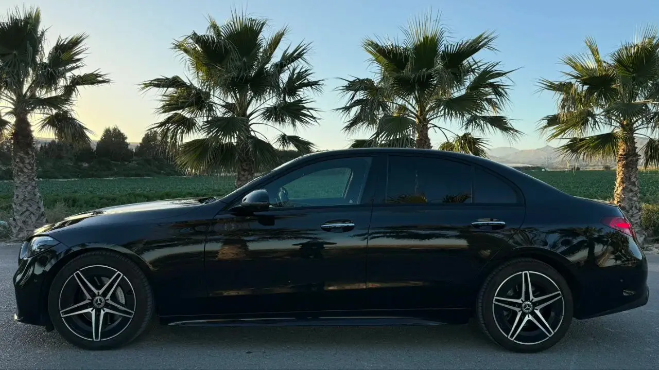 Mercedes Benz C180