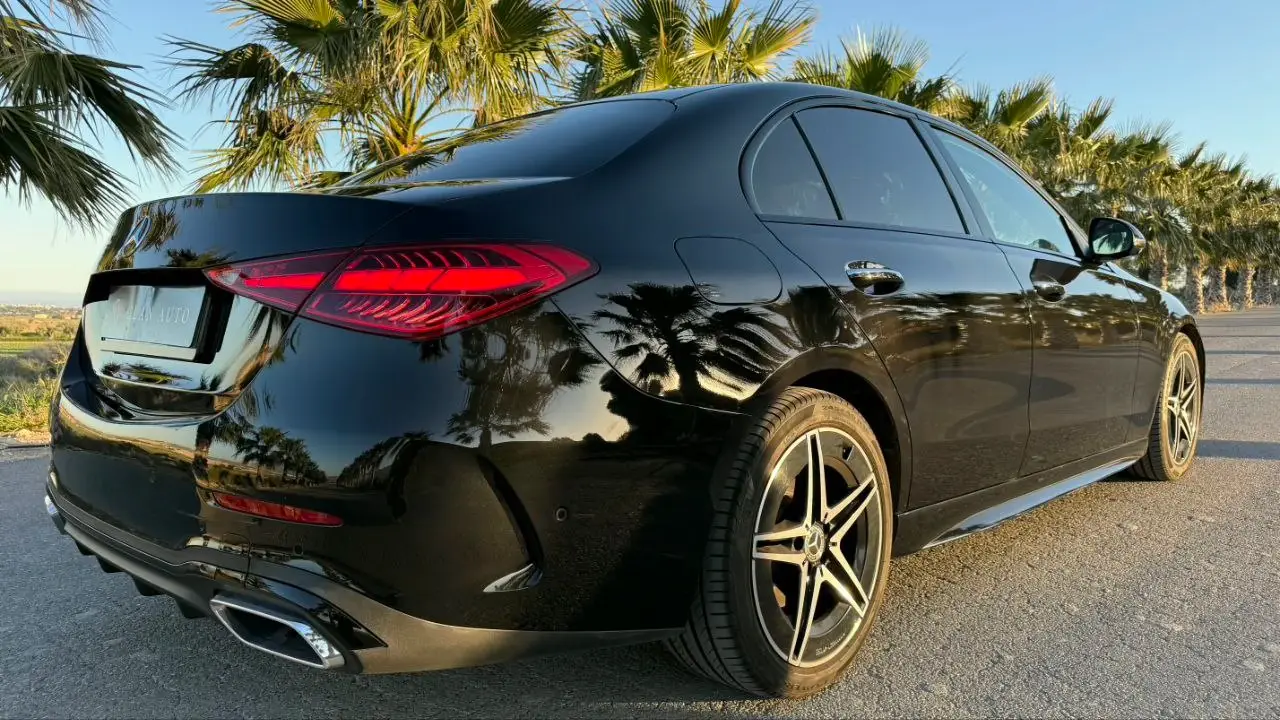 Mercedes Benz C180